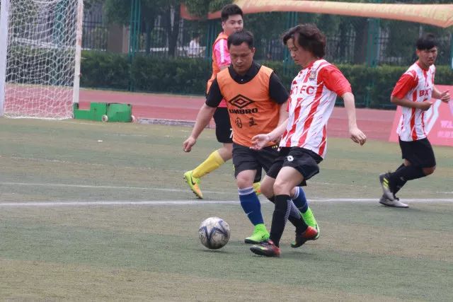 维蒂尼亚解析球队表现：下半场波动属正常现象